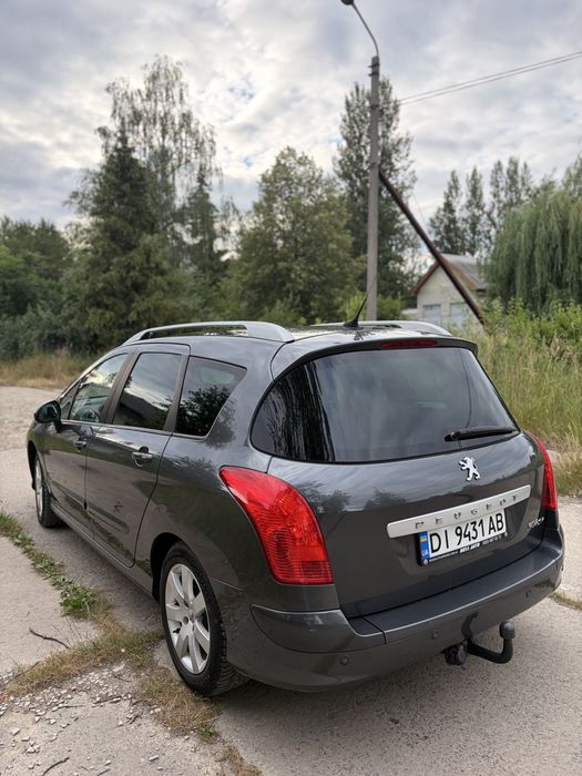 Авто Peugeot 308