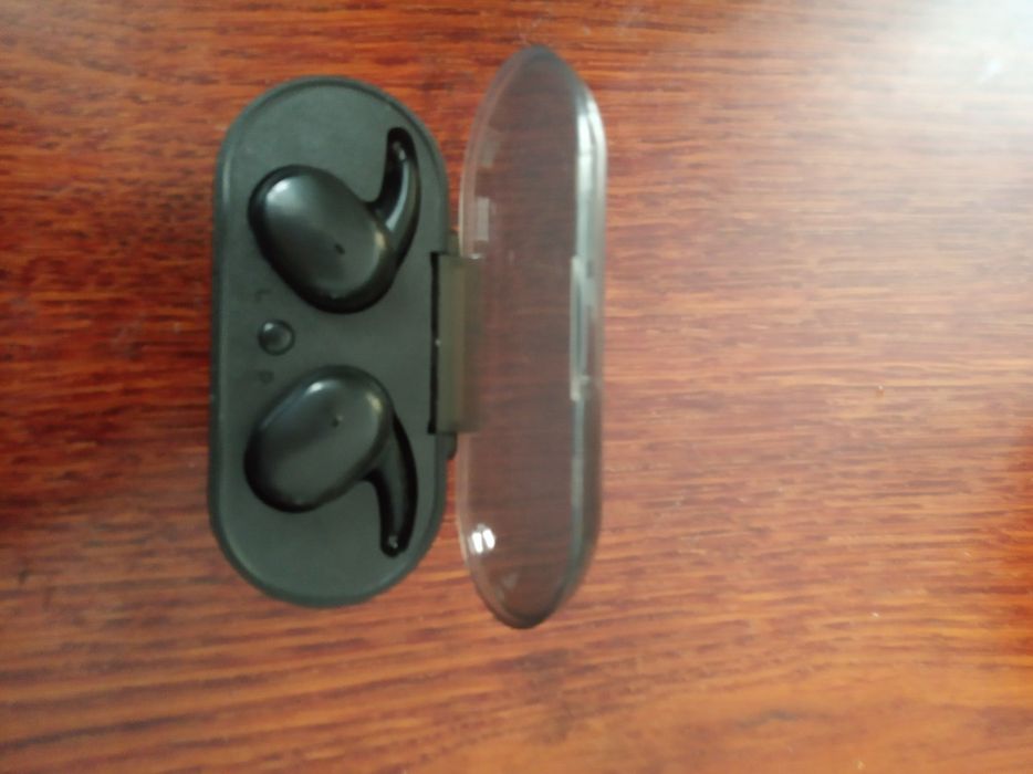 Продам безпровідні наушніки TWS-4