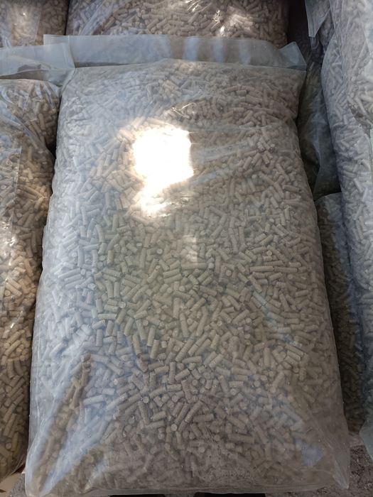Pellet opałowy sosnowo świerkowy
