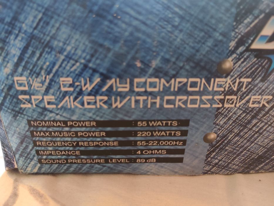 Colunas de som para carro