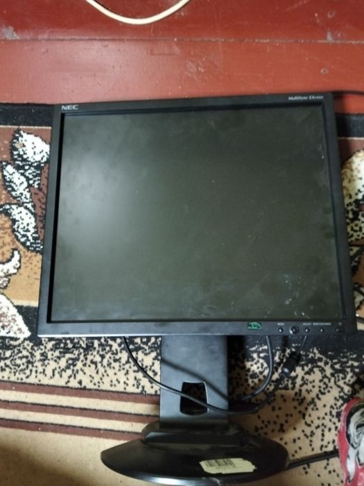 продам монітор Nec MultiSync EA190m