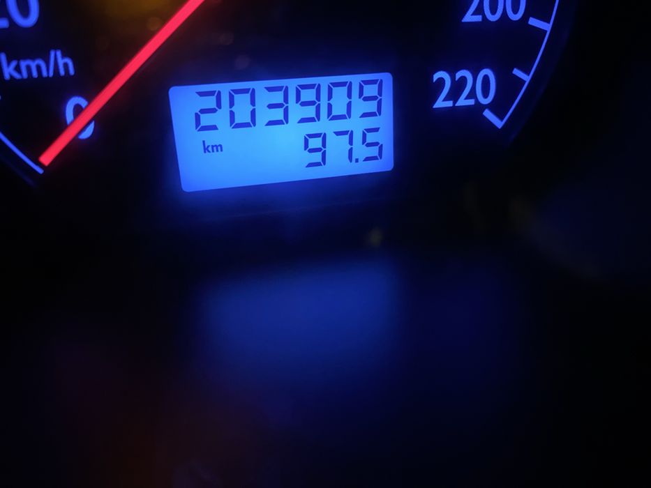 VW Polo 1.2 Gasolina | 2002 | 5 Portas | 203.000 km