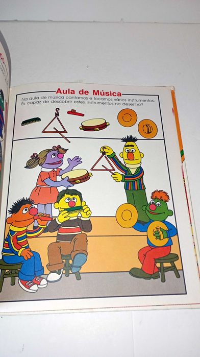 Um Dia na escola - Rua Sésamo