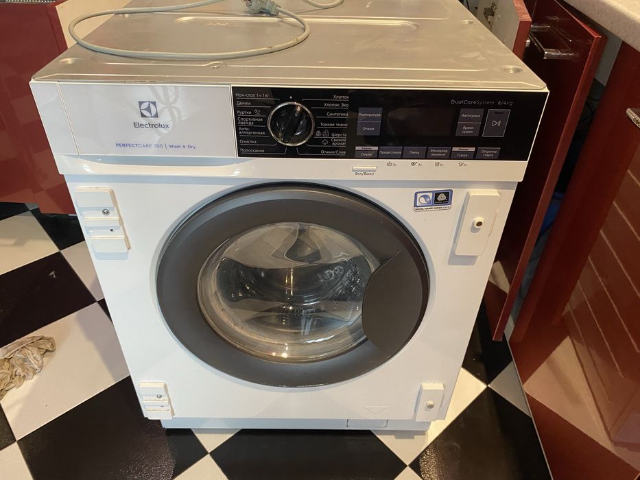 Electrolux care 700 прально - сушильна