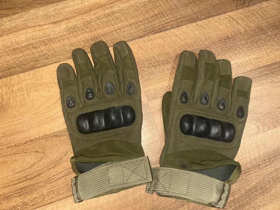 taktyczne rękawice