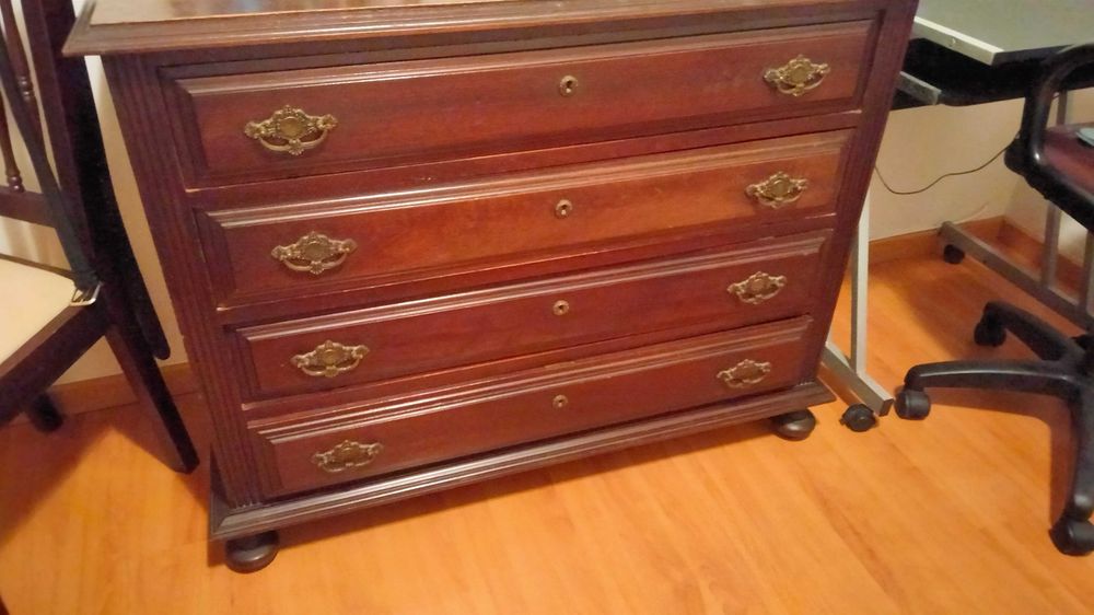 Vendo mobiliário de quarto
