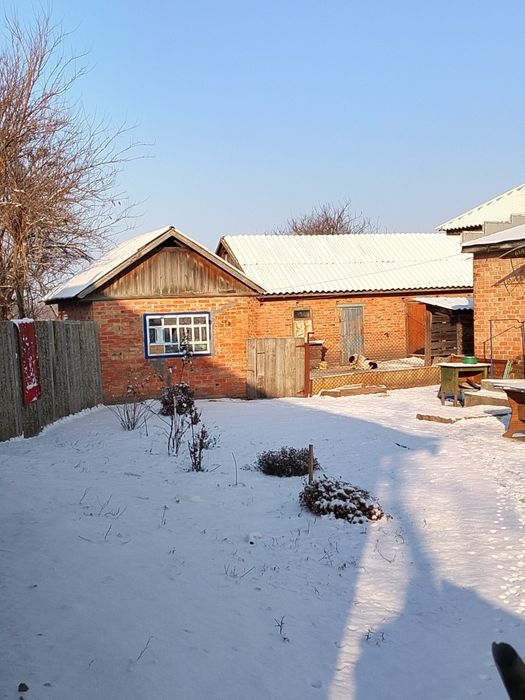 Продам будинок  всі вопросы по телефону