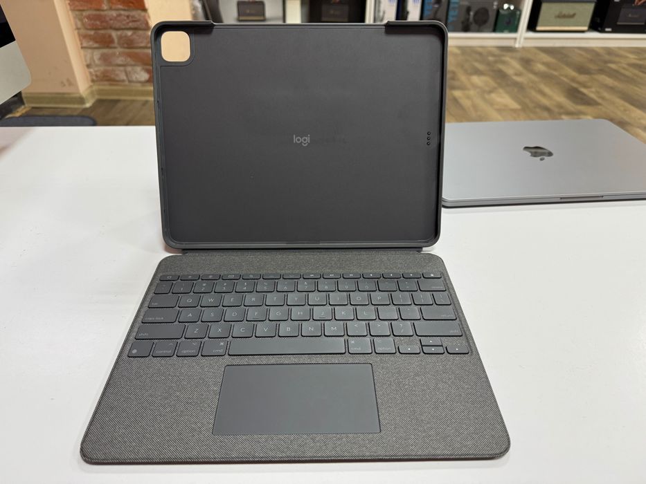 Logitech Keyboard Combo Touch iРad 12.9 2018-2025 МАГАЗИН 10 11