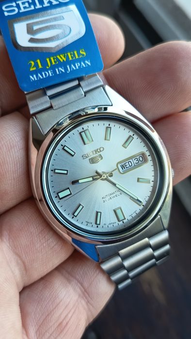 *NOVO* Seiko 5 automático 37 mm SNXS73J1 MADE IN JAPAN