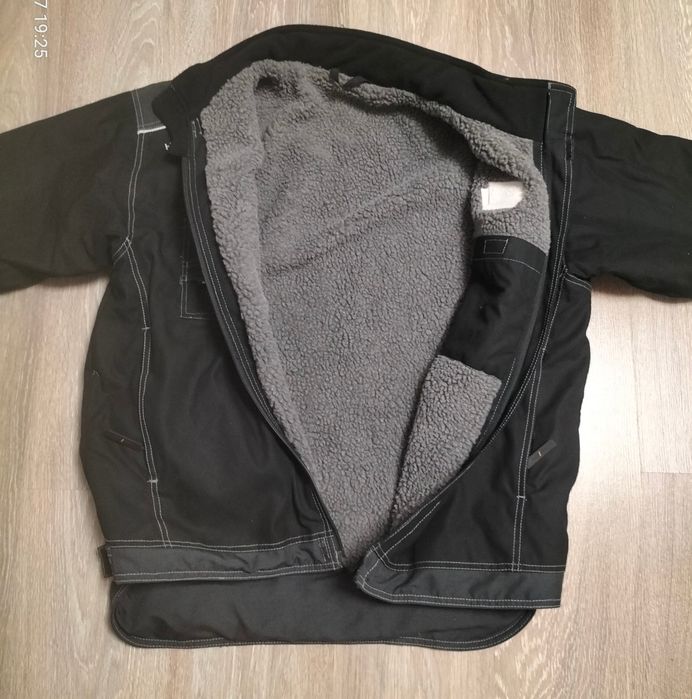 Робоча куртка HELLY HANSEN.