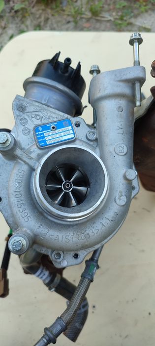 Турбіна турбіна турбокомпресор Рено мастер 3 опель мовано 96kw 130 кс ...