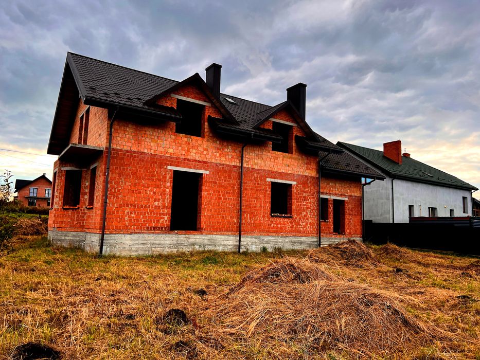 Продаж 4-кім. будинку 218 м.кв., в. П. Тетері