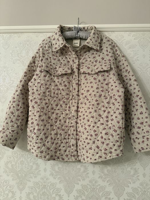 Pull&Bear pikowana kurtka w kwiatuszki S