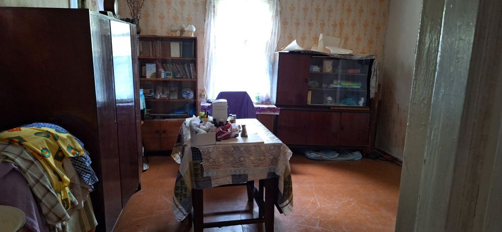 Продам 1/2 дома78 м2 Люботин 20 сот.земельный участок 7 000уе торг