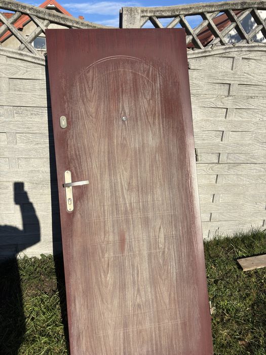Sprzedam drzwi zewnatrzne