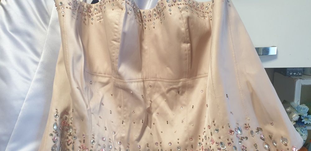 Свадебный наряд.платье