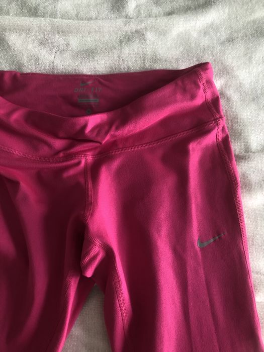 Różowe leginsy sportowe 3/4 nike