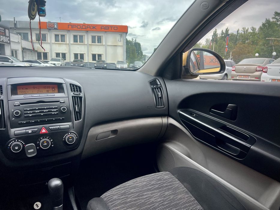 Продаж Kia Ceed