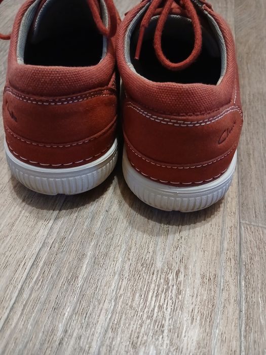 Мокасини чоловічі, Clarks