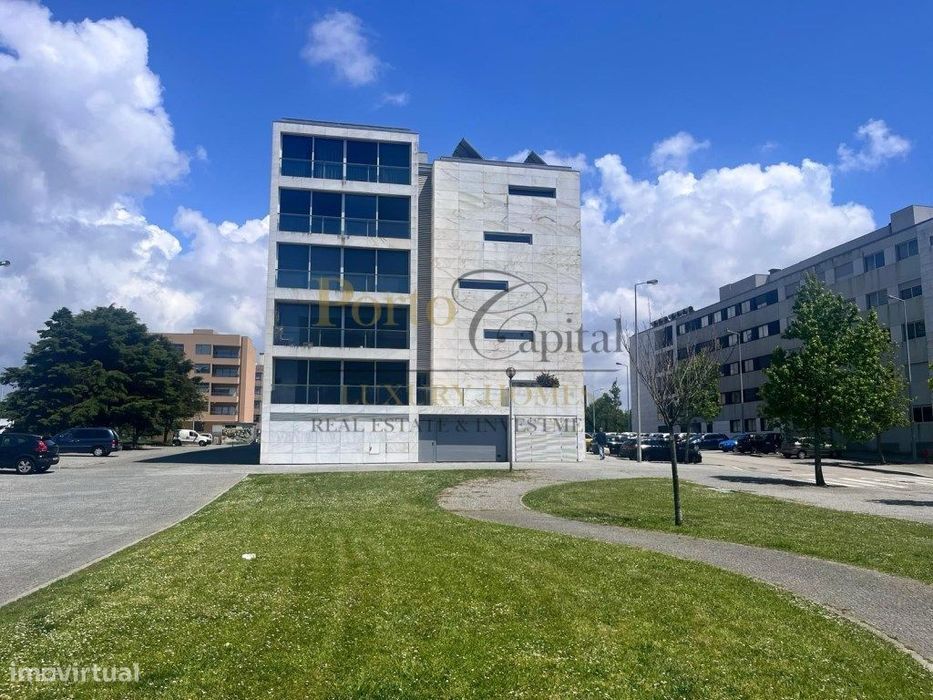 Arrendamento | Elegante Apartamento T3 Duplex com Suite e Box de Ga...