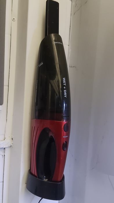 Aspirador  de mão a bateria (não viciada )