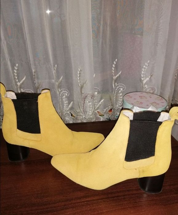 Zara Basic