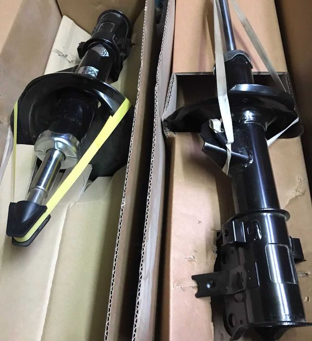 Амортизатор підвіски KIA RIO PARTS-MALL (PMC) ЦІНА за 2 НОВІ