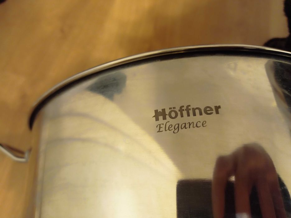 Sprzedam duży garnek " Hoffner" 15 litrowy