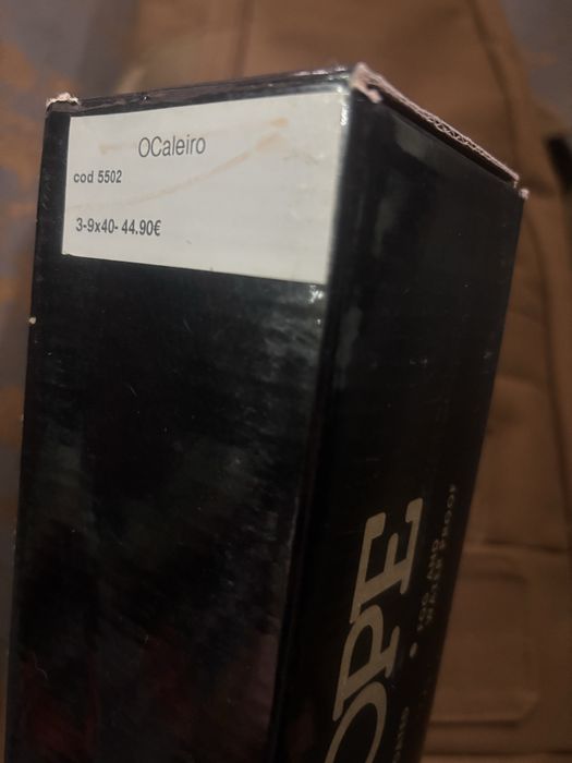 Sniper com mira incluída