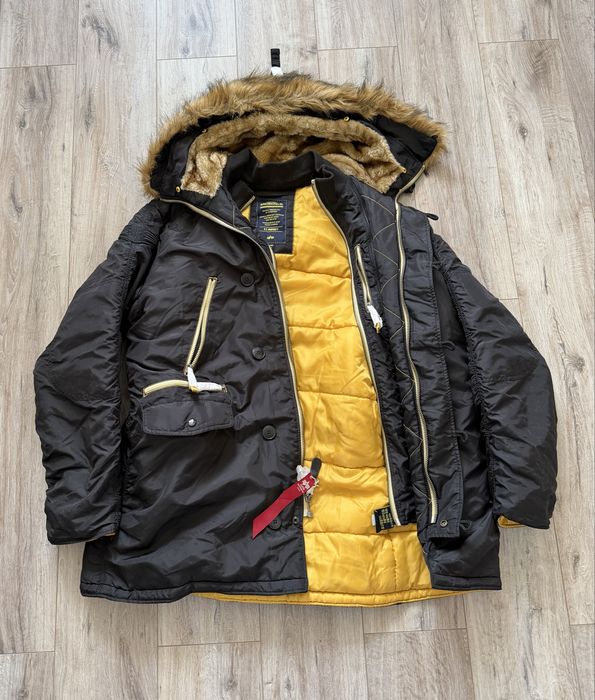 Парка alpha industries