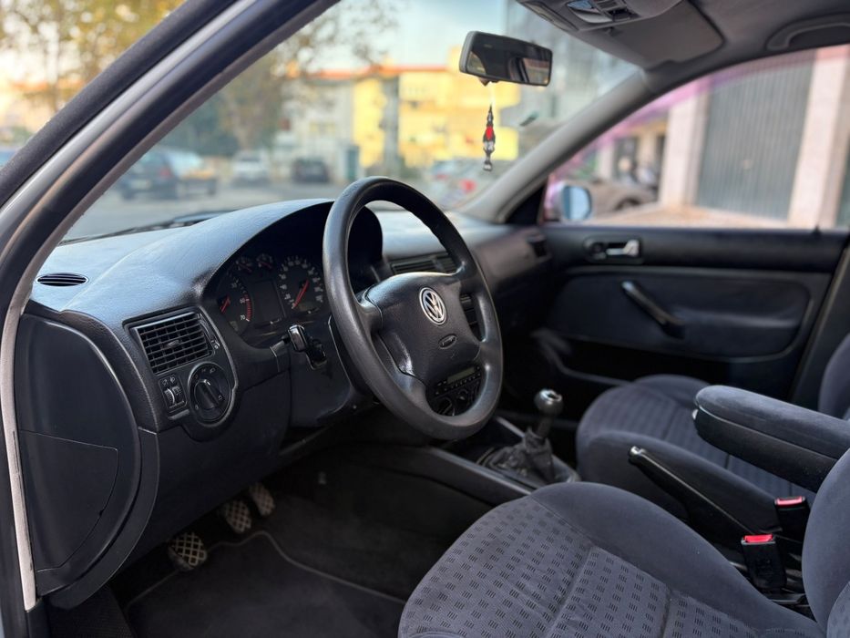 Vw golf 1.4 gasolina  único dono