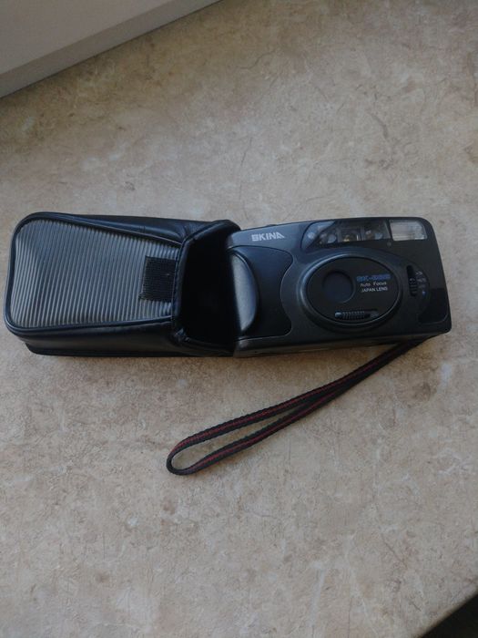 Фотоапарат , фотозбільшувач . Юність, Нікон,  Семена, SKINA