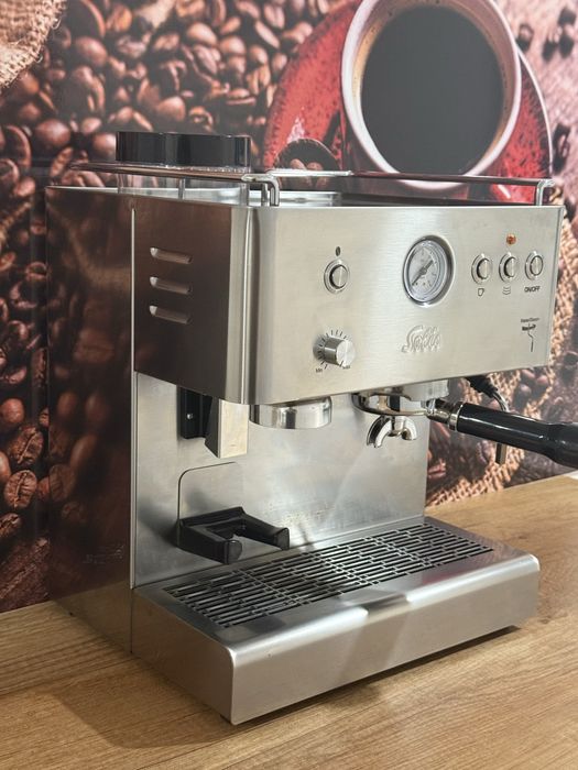 Kolbowy ekspres do kawy z mlynkiem SOLIS 1150 SWITZERLAND  gwarancja