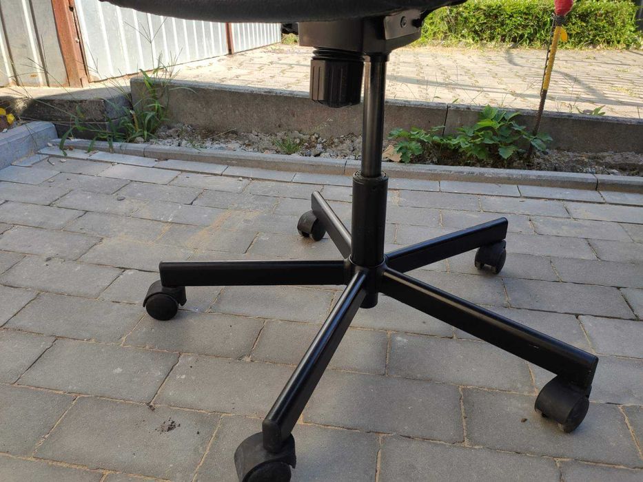 Fotel biurowy / krzesło