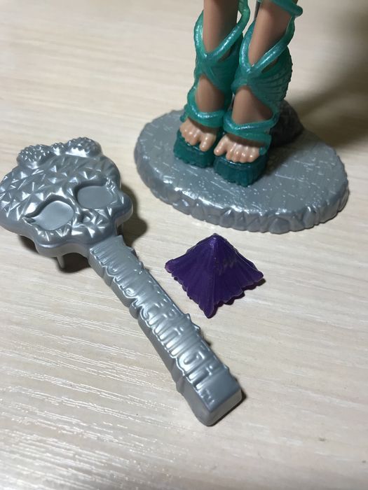 Продам коллекционную куклу Monster High - Nefera de Nile