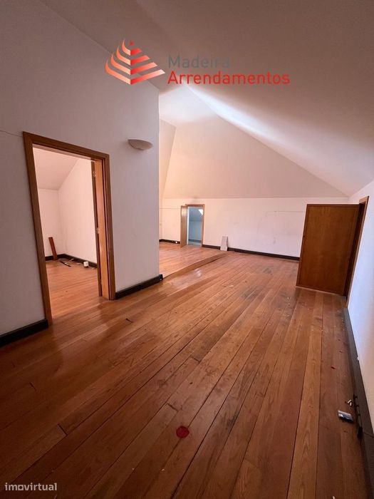 Escritório Funchal 90m2