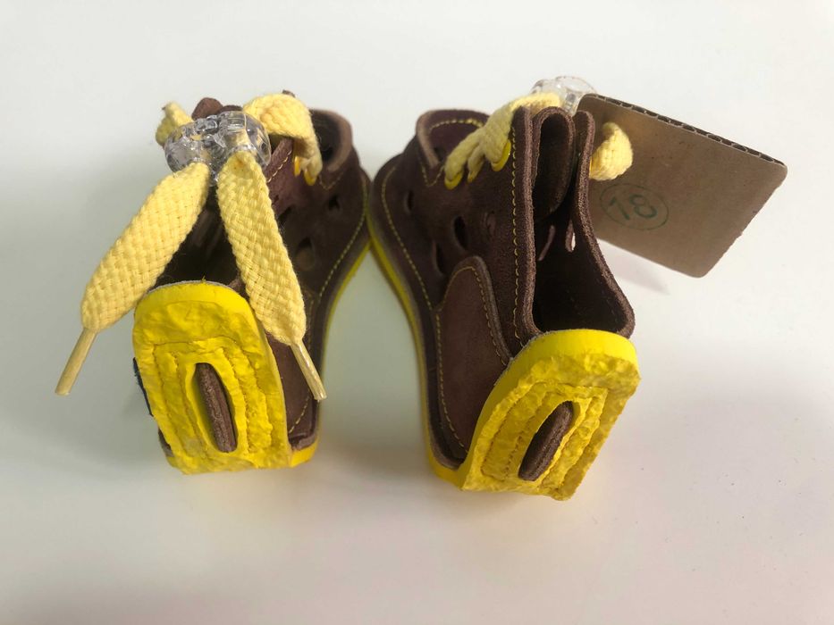 Buciki, buty dziecięce Gucio rozmiar 18