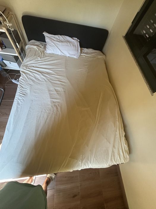 Cama ikea slattum