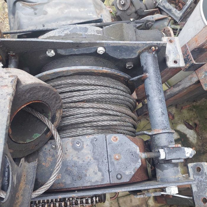 Wyciągarka Robur traktor