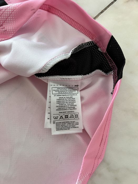 Camisola de Futebol Real Madrid Rosa