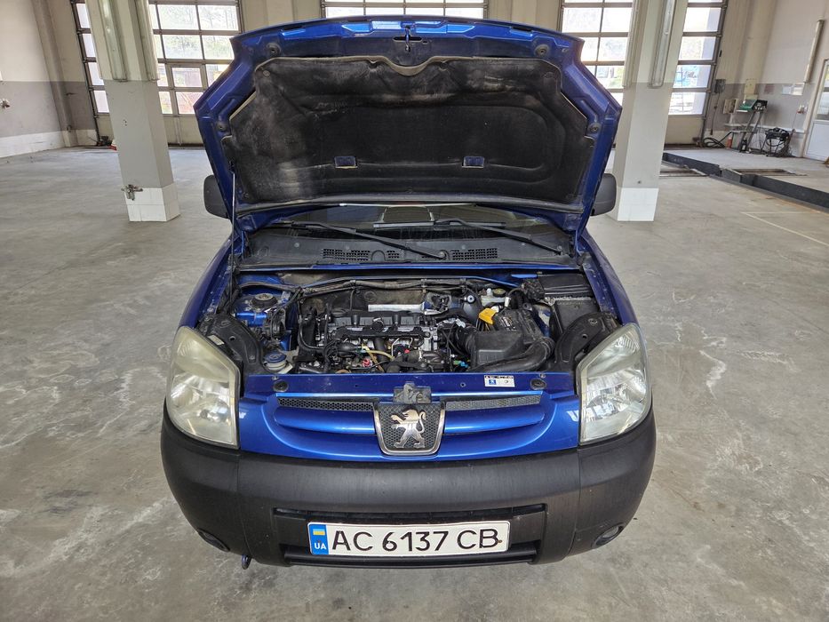 Продам Peugeot Partner 2004p. 2.0D
