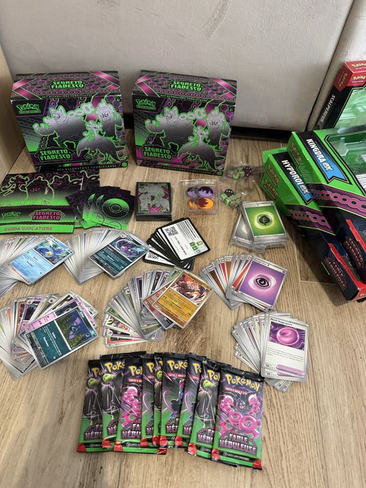 Zestaw kart kolekcjonerskich pokemon ok300 szt