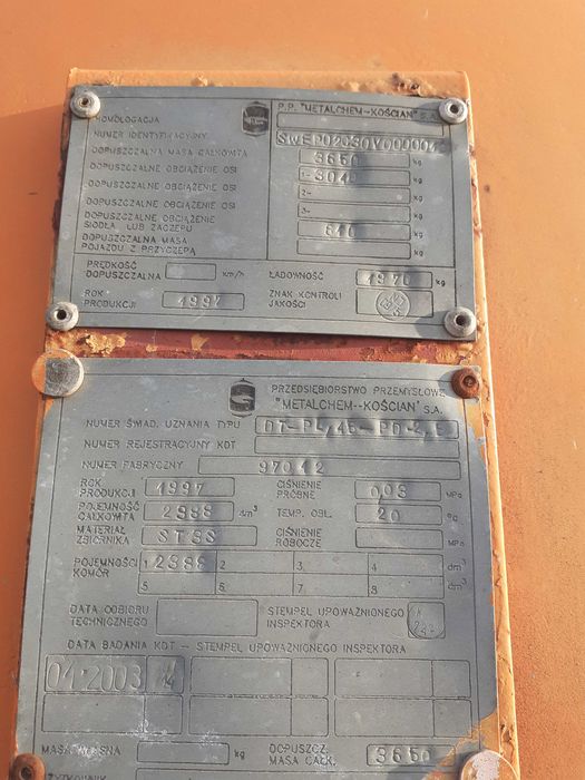 Zbiornik przyczepa na paliwo pojemność 2500l.