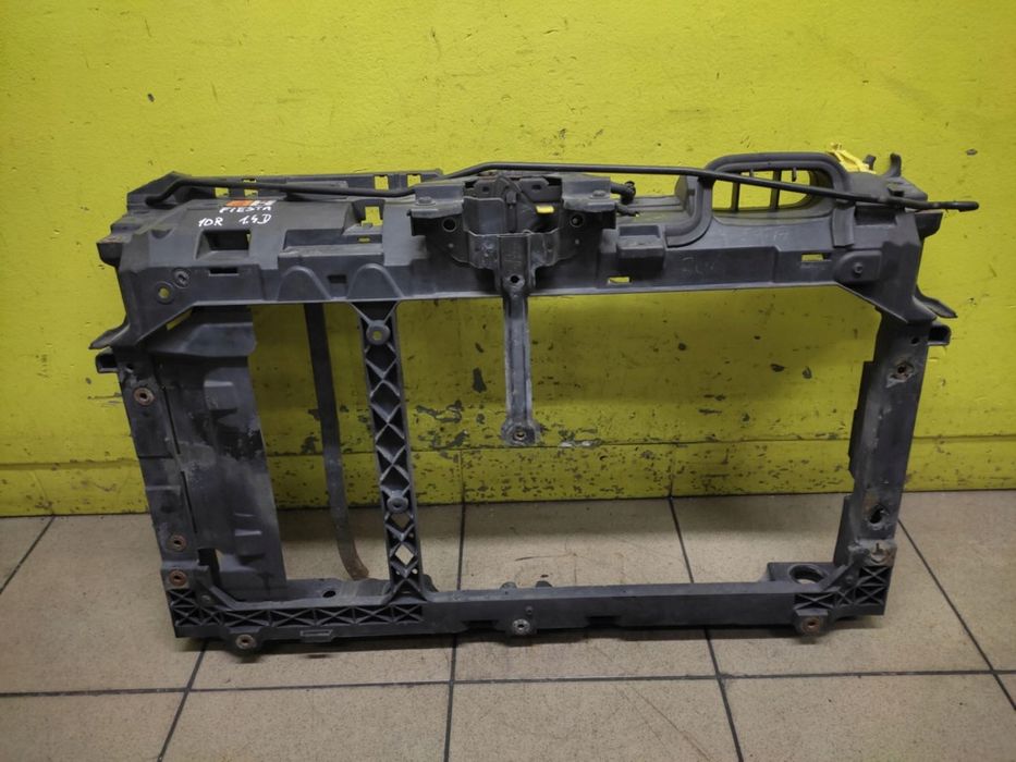 ford fiesta mk7 1.4 tdci pas przedni