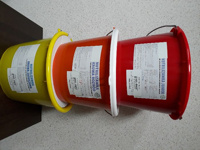 Lizawka dla krów KZ witaminowo-mineralna krowa zasuszona 25kg