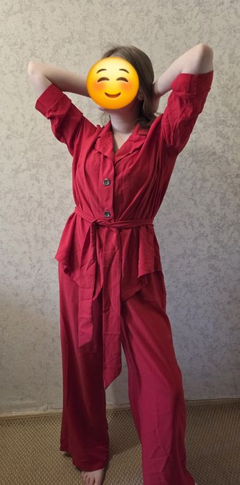 Жіночий червоний костюм oversize + майка, розмір L