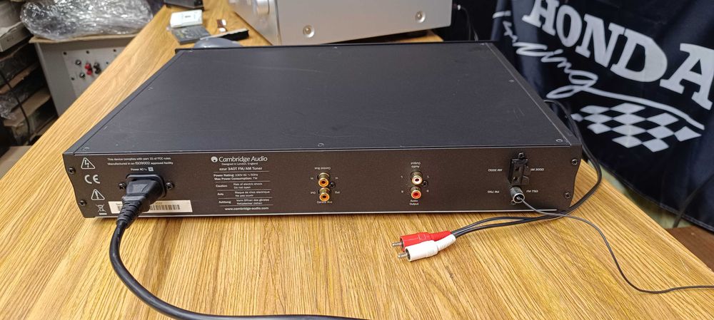 AM/FM тюнер   cambridge audio azur 340t