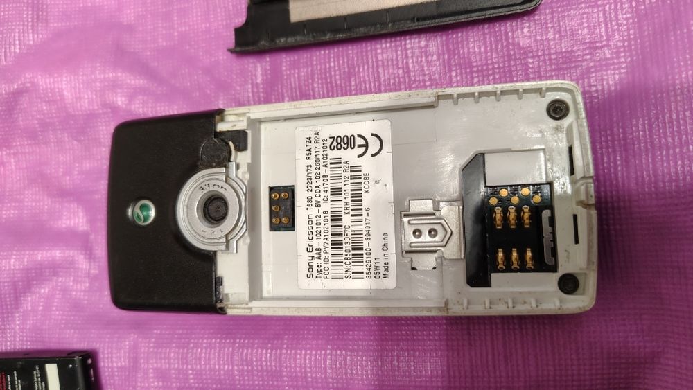 Телефон LG. KG800. Samsung D-900i