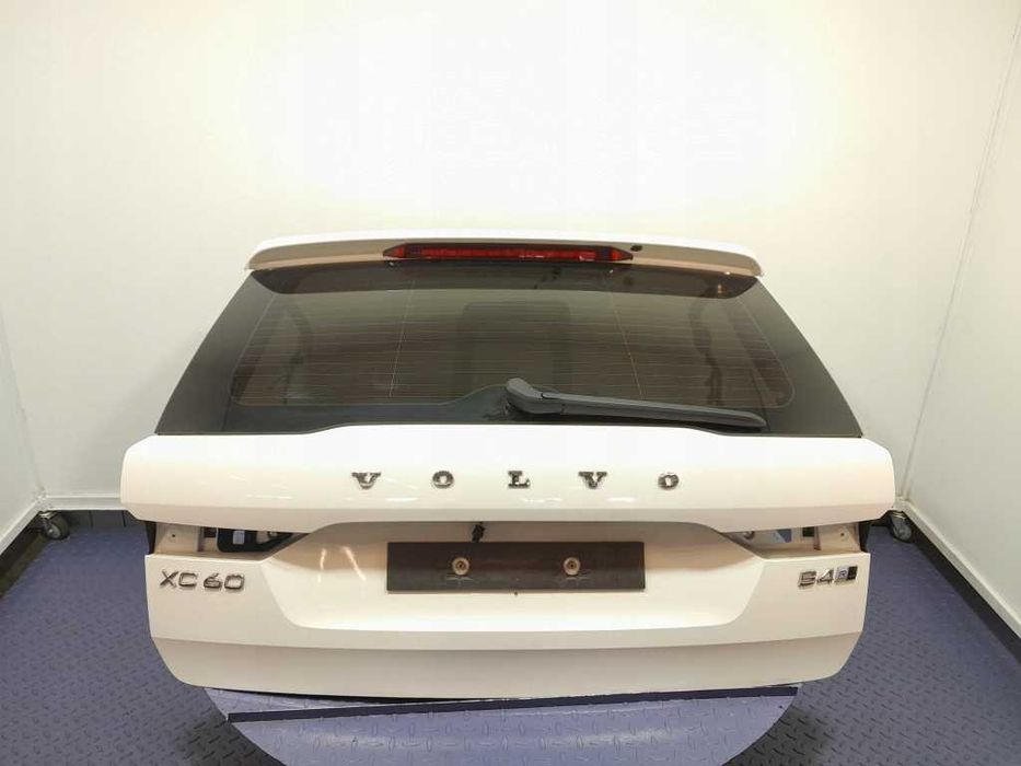 VOLVO XC60 II Кришка багажника