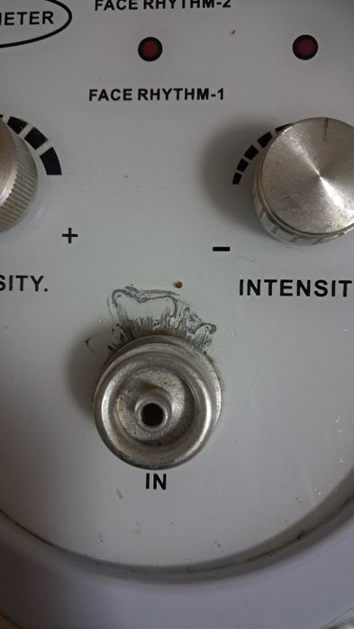 Аппарат вакуумного массажу BL-600 GBT з банками і роликовими насадками